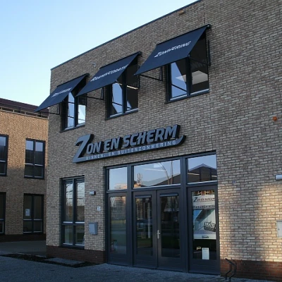Zon en Scherm Pand 8155